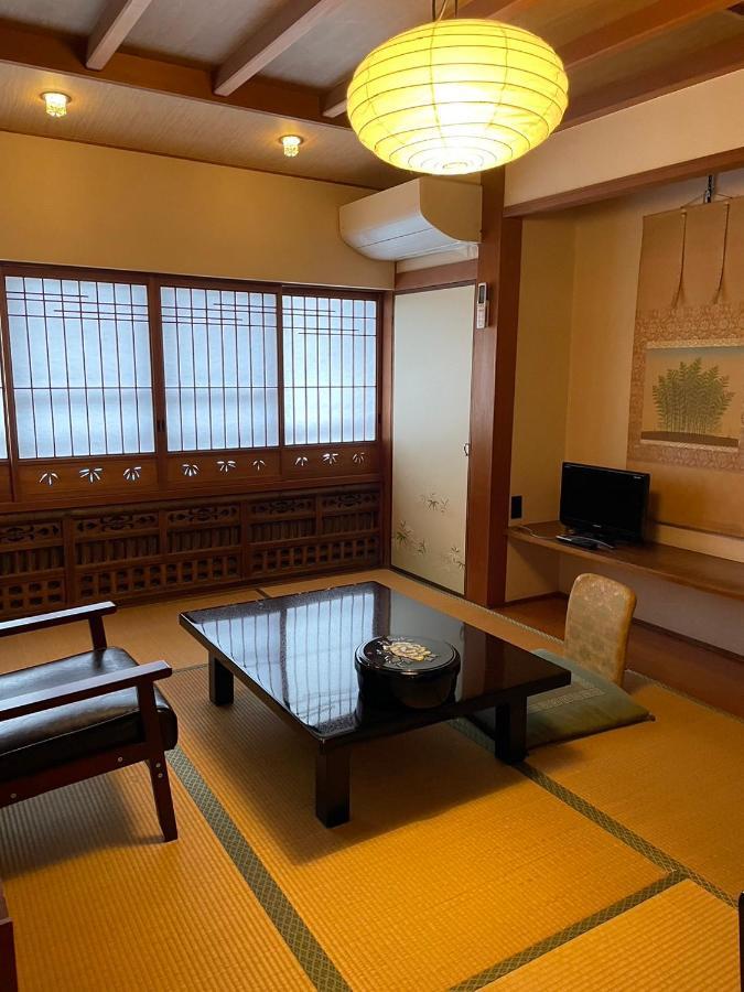 Sangai Ryokan Gotsu Екстер'єр фото