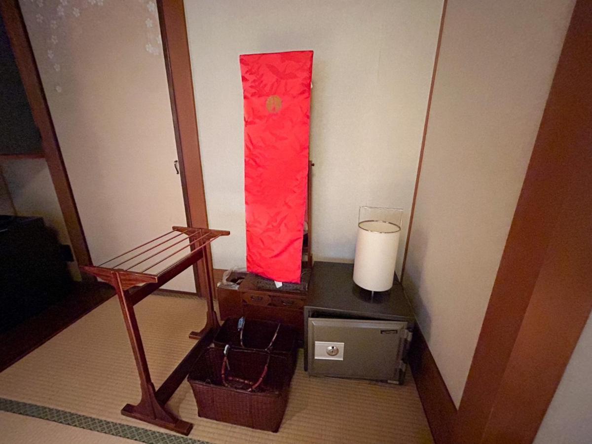 Sangai Ryokan Gotsu Екстер'єр фото