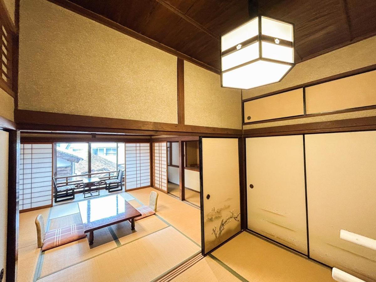 Sangai Ryokan Gotsu Екстер'єр фото